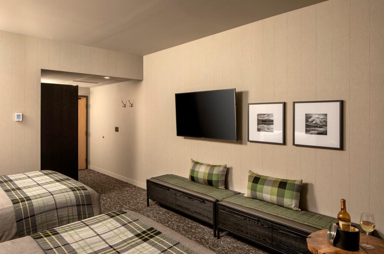 Peaks Hotel And Suites Banff Eksteriør bilde