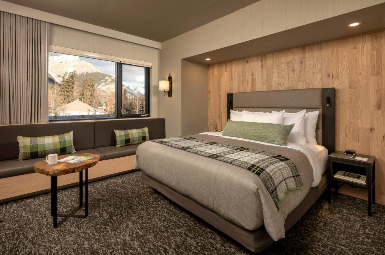 Peaks Hotel And Suites Banff Eksteriør bilde