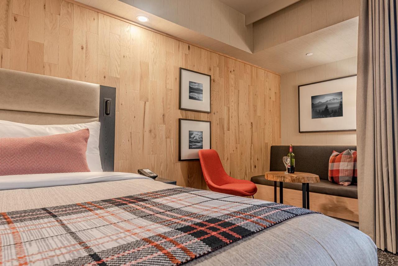Peaks Hotel And Suites Banff Eksteriør bilde