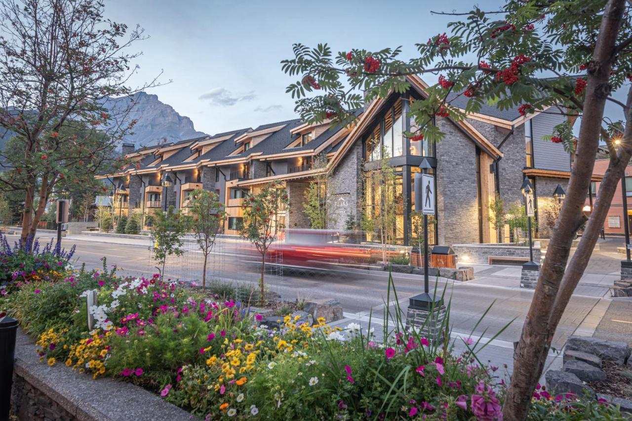 Peaks Hotel And Suites Banff Eksteriør bilde